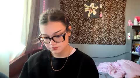 angelcatier online show from 1, 8, 2026