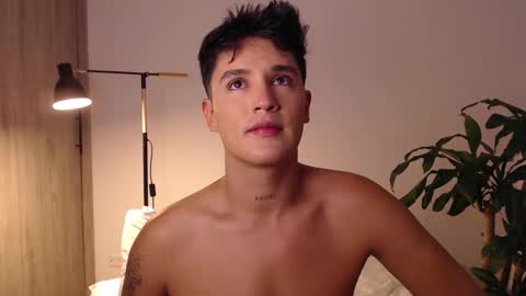 Snapshot of angelcossio chatting on 4, 12, 2024 Angel online show from 4, 12, 2024