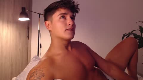 Snapshot of angelcossio chatting on 24, 12, 2024 Angel online show from 24, 12, 2024