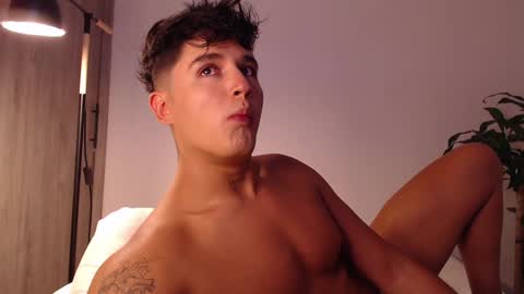 Snapshot of angelcossio chatting on 15, 1, 2025 Angel online show from 15, 1, 2025