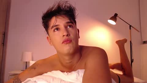 Snapshot of angelcossio chatting on 25, 9, 2025 Angel online show from 25, 9, 2025