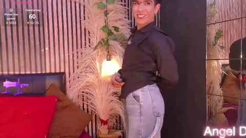 Angel dust online show from 19, 3, 2026