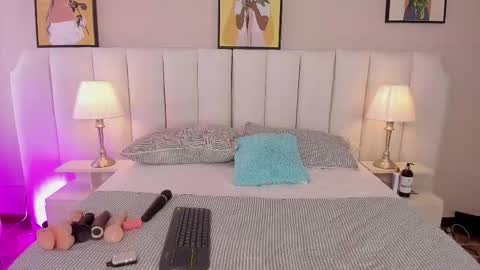 Snapshot of angeles_de_charly chatting on 9, 1, 2026 angeles_de_charly online show from 9, 1, 2026