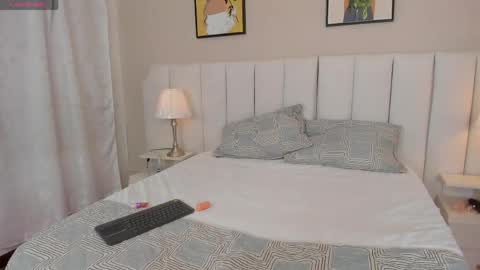 Snapshot of angeles_de_charly chatting on 14, 4, 2026 angeles_de_charly online show from 14, 4, 2026