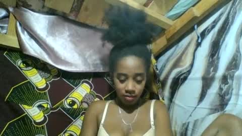 Snapshot of angelettee chatting on 15, 6, 2026 Angelettee online show from 15, 6, 2026