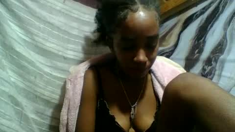 Snapshot of angelettee chatting on 3, 7, 2026 Angelettee online show from 3, 7, 2026