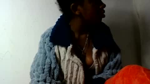 Snapshot of angelettee chatting on 6, 7, 2026 Angelettee online show from 6, 7, 2026