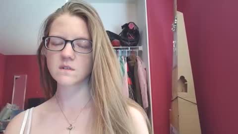AngelicAngel online show from 15, 4, 2026