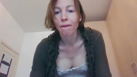 Snapshot of angelicfenix chatting on 19, 2, 2026 angelicfenix online show from 19, 2, 2026