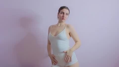 Roxi online show from 9, 3, 2026