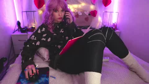 Angelika Rouge online show from 7, 3, 2026