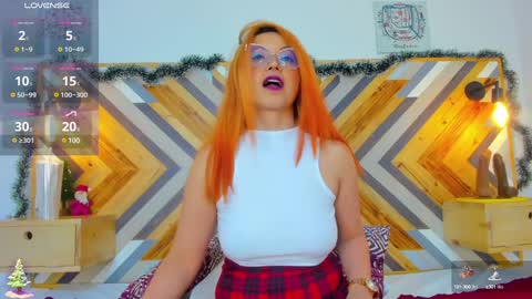 Snapshot of angelina_blanc chatting on 17, 12, 2024 Angelina Blanc online show from 17, 12, 2024