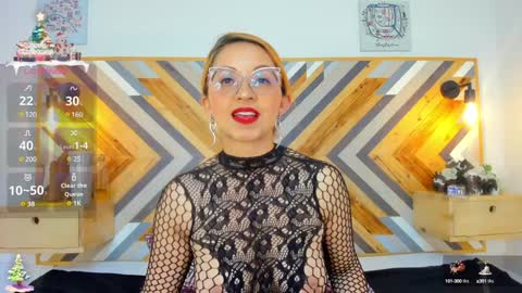 Snapshot of angelina_blanc chatting on 28, 12, 2024 Angelina Blanc online show from 28, 12, 2024