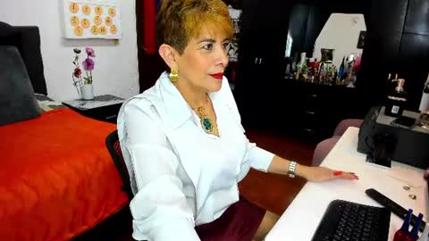 Angelina online show from 14, 7, 2026