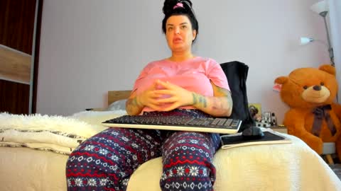 Angelina online show from 29, 12, 2024