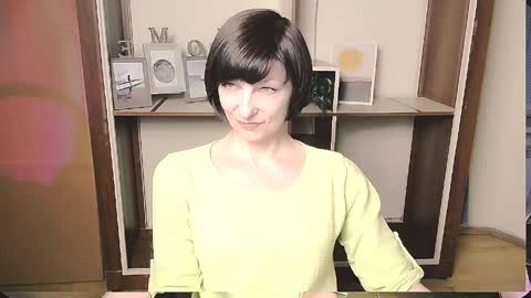 Angelina online show from 9, 5, 2026