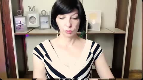 Angelina online show from 30, 6, 2026