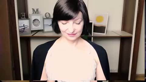 Angelina online show from 30, 7, 2026