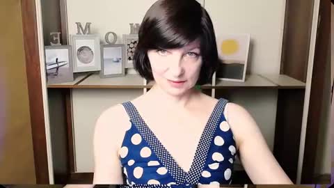 Angelina online show from 4, 8, 2026