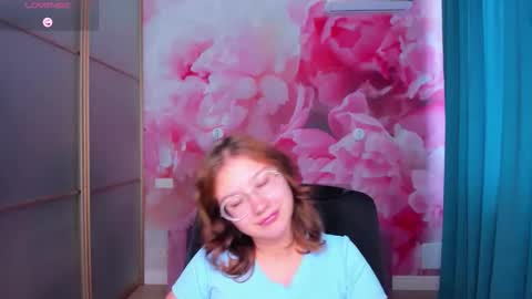 AngelinaLow online show from 23, 10, 2025