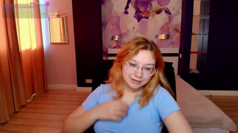 Snapshot of angelinalow chatting on 3, 2, 2026 AngelinaLow online show from 3, 2, 2026