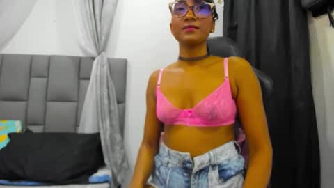 AngelinaMurphy online show from 6, 5, 2026