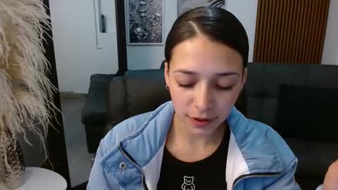 Snapshot of angeline_davies chatting on 26, 2, 2025 angeline_davies online show from 26, 2, 2025