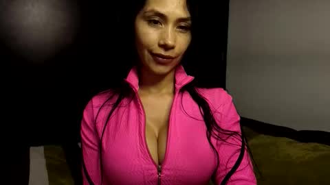  ANGELA ISABELLA  online show from 24, 11, 2025