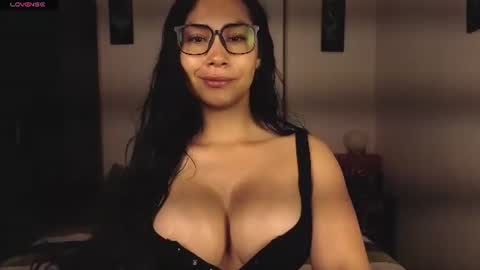  ANGELA ISABELLA  online show from 5, 8, 2026
