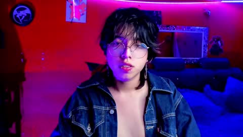 Snapshot of angellonfire chatting on 2, 2, 2025 Angel  online show from 2, 2, 2025