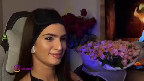 Snapshot of angelmi171 chatting on 11, 10, 2025 angelmi171 online show from 11, 10, 2025