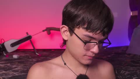 Angelo I work from home this is my room  online show from 11, 11, 2025