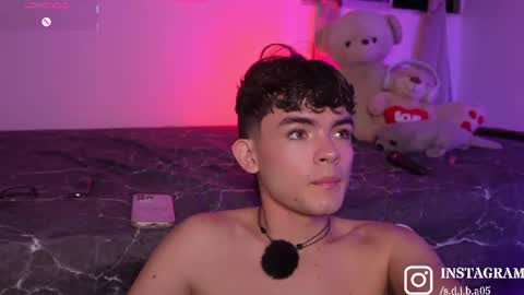 Angelo I work from home this is my room  online show from 23, 7, 2026