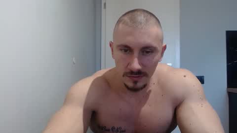  ------- SEX SHOW WITH GUYS AND GIRLS  MUSCLE SHOW online show from 28, 1, 2025