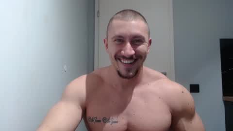  ------- SEX SHOW WITH GUYS AND GIRLS  MUSCLE SHOW online show from 5, 2, 2025