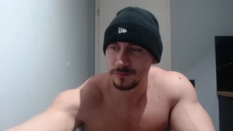  ------- SEX SHOW WITH GUYS AND GIRLS  MUSCLE SHOW online show from 13, 2, 2025
