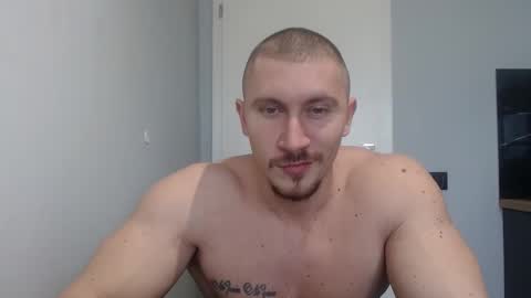  ------- SEX SHOW WITH GUYS AND GIRLS  MUSCLE SHOW online show from 19, 2, 2025