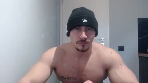  ------- SEX SHOW WITH GUYS AND GIRLS  MUSCLE SHOW online show from 22, 2, 2025