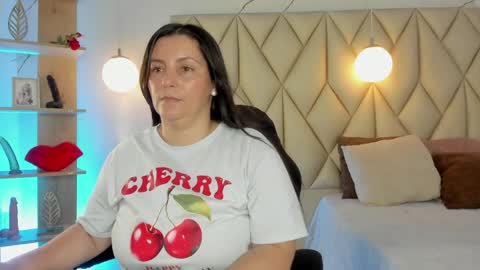 ANGIE online show from 1, 6, 2026