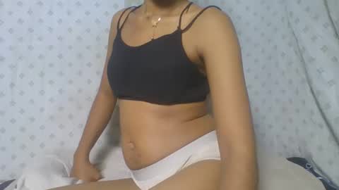 angeltta69 online show from 27, 10, 2025