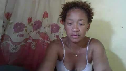 Snapshot of angevannessa chatting on 15, 9, 2025 ange online show from 15, 9, 2025
