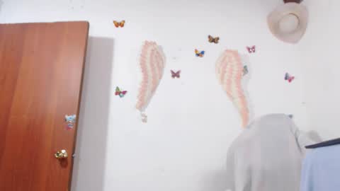 ints marianaroldan945 online show from 7, 3, 2025