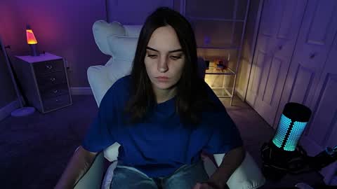 Angie Fae online show from 21, 4, 2026