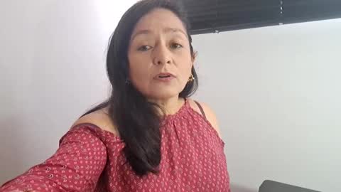 Angie online show from 26, 2, 2025