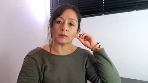 Angie online show from 5, 3, 2025