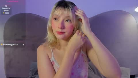 Ania online show from 1, 1, 2025