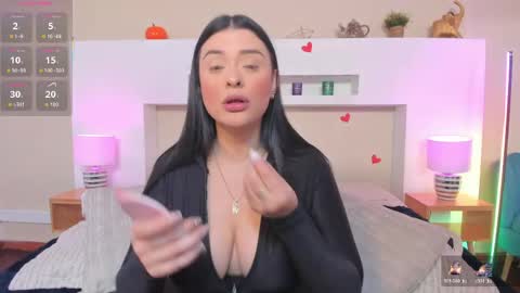 Snapshot of anikaromanof chatting on 13, 5, 2026 Anika Romano online show from 13, 5, 2026