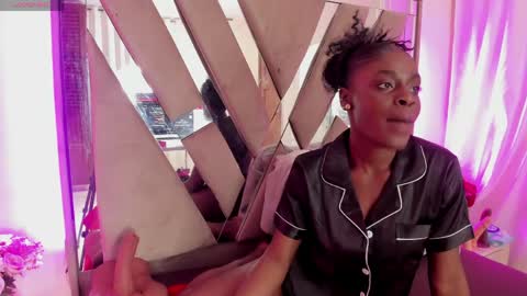 anisha_zambrano online show from 8, 5, 2026