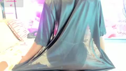 anisha_zambrano online show from 17, 6, 2026