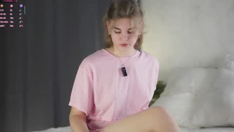 Snapshot of anishavivo chatting on 14, 12, 2025 AnishaVivo online show from 14, 12, 2025